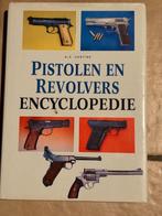 pistolen en revolvers encyclopedie, Ophalen of Verzenden, Gelezen, Algemeen