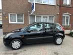 Ford Fiesta 1.4i Ghia! Topstaat* Airco* 94000km* Garantie!, Auto's, Voorwielaandrijving, Testrit aan huis, Stof, Zwart