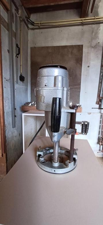 Machines pour le travail du bois, Enlèvement, Comme neuf