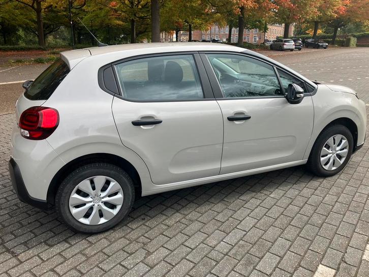 C3 30.000km 2019, Auto's, Citroën, Particulier, C3, Bluetooth, Benzine, Euro 6, Stadsauto, 5 deurs, Handgeschakeld, Beige, Grijs