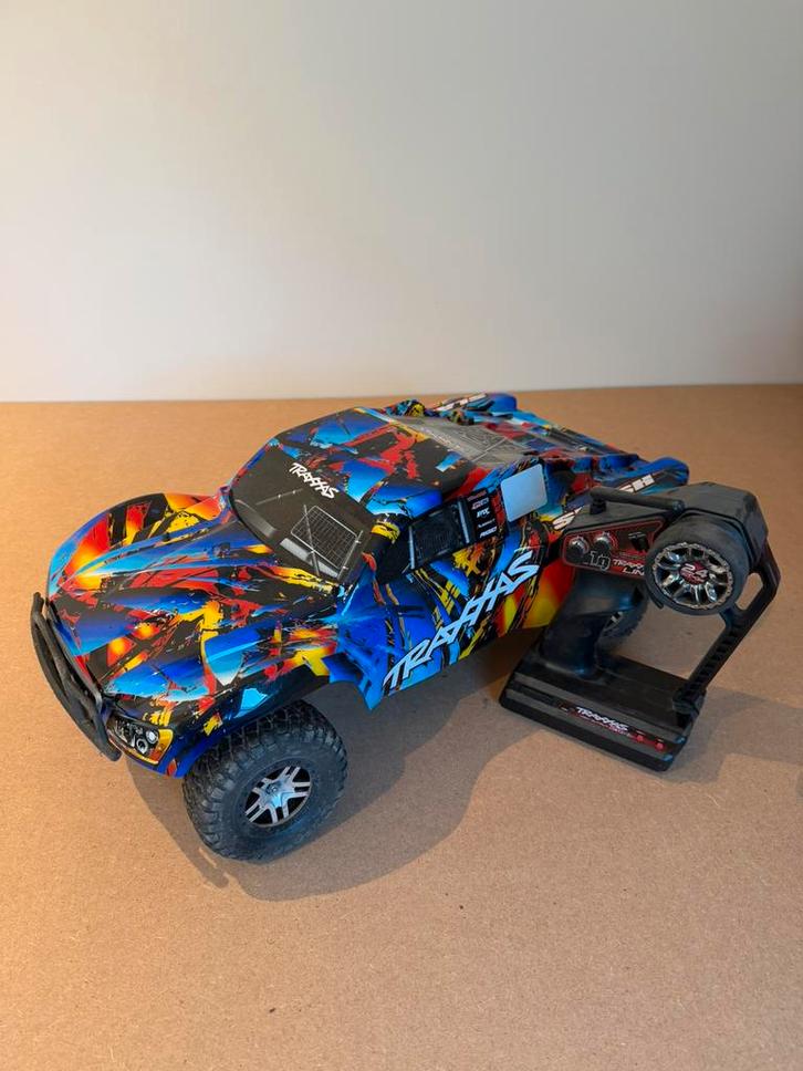 Traxxas Slash 4x4 Brushless, Hobby & Loisirs créatifs, Modélisme | Radiocommandé & Téléguidé | Voitures, Utilisé, Voiture off road