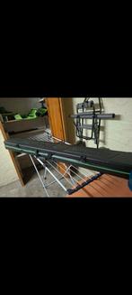 Housse Sensas en dur 1.90 je la vends pour un ami, Sports nautiques & Bateaux, Enlèvement