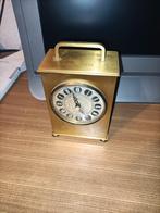 Horloge commémorative de table, Enlèvement