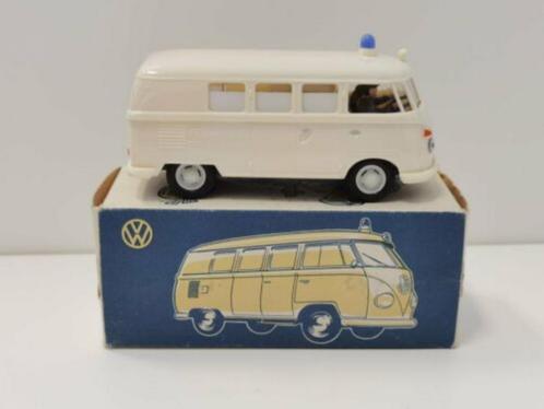 VOLKSWAGEN T1 Ambulance WIKING Made in W.-Germany NEUF+BOITE, Hobby & Loisirs créatifs, Voitures miniatures | 1:43, Neuf, Bus ou Camion