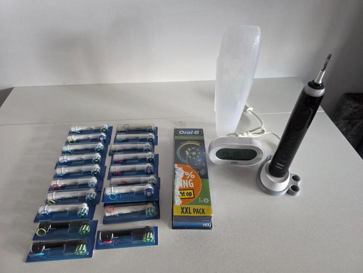Oral B Genius X Tandenborstel Black met acc., Elektronische apparatuur, Persoonlijke Verzorgingsapparatuur, Zo goed als nieuw