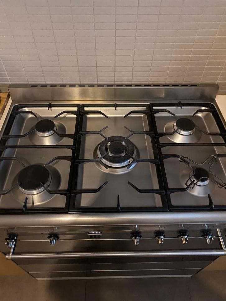 Keuken 12 jaar oud met groot fornuis, Maison & Meubles, Cuisine | Éléments de cuisine, Comme neuf, Enlèvement