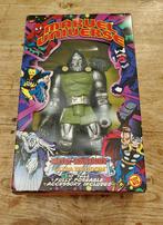 Dr. Doom Toy Biz action figure 1998, Verzamelen, Poppetjes en Figuurtjes, Ophalen of Verzenden, Zo goed als nieuw