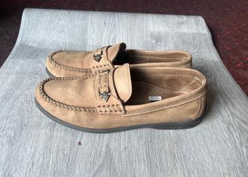 Chaussures hommes (MOCASSIN) beschikbaar voor biedingen