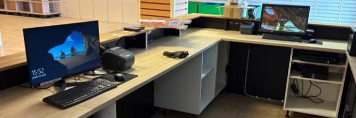 Dubbel kassaysteem met alles erop en eraan, Zakelijke goederen, Kantoor en Winkelinrichting | Kassa's en Betaalsystemen, Ophalen