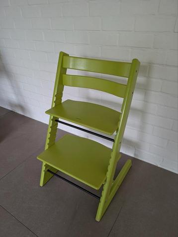 Lime groene triptrap kinderstoel beschikbaar voor biedingen
