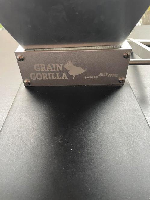 Brewferm Grain Gorilla moutmolen met verstelbare rvs rollen, Hobby en Vrije tijd, Overige Hobby en Vrije tijd, Zo goed als nieuw