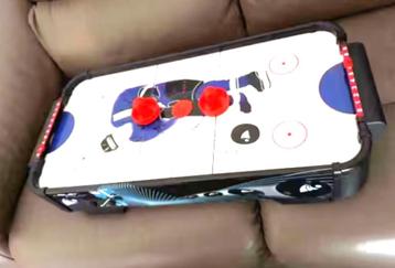 tafel ijshockey beschikbaar voor biedingen