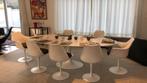 244 x 137 laminated wit zwart tulipe tafels * fauteuils, Antiquités & Art, Curiosités & Brocante, Enlèvement ou Envoi