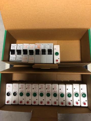 Zekeringen, automatische penzekeringen Koopje 20,00€, Enlèvement ou Envoi