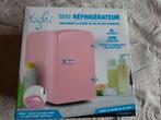 Frigo Yoghi pour cosmétiques maquillage, Comme neuf