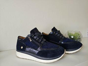 Hafjes | Modena | Sneaker met glitters | Lichtgewicht zool  beschikbaar voor biedingen