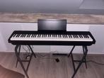 Roland fp30x + pédale de droite (DP2) PRIX NÉGOCIABLE, Ophalen of Verzenden, Nieuw, Zwart, Piano