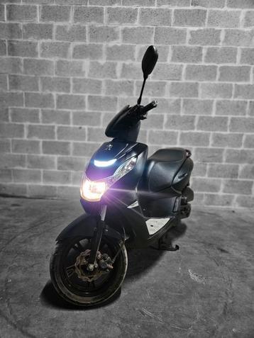 Peugeot Kisbee Black Edition 50cc klasse B 2018 - 10.867km beschikbaar voor biedingen