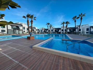 Gelijlvloers appartement oasis beach la zenia  beschikbaar voor biedingen