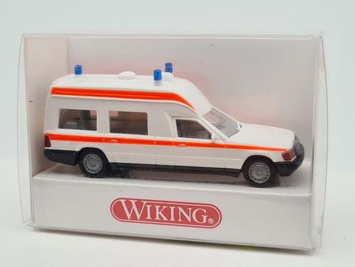 Mercedes Benz binz ambulance - Wiking 1/87, Hobby en Vrije tijd, Modelauto's | 1:87, Zo goed als nieuw, Auto, Wiking, Verzenden