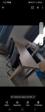 Tafel voor 4 personen, Huis en Inrichting, Ophalen, Zo goed als nieuw, Modern