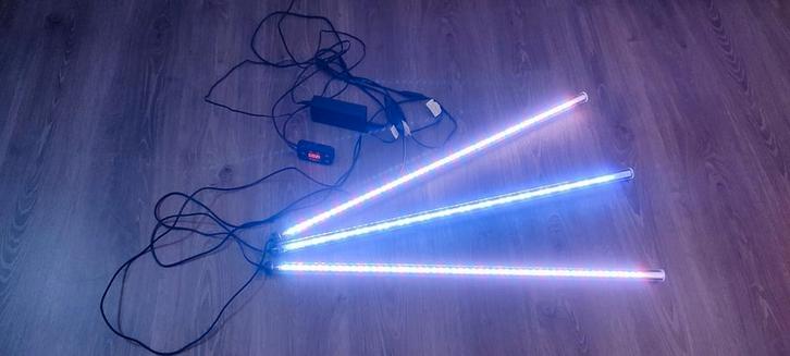 Sera 820mm complete set, Dieren en Toebehoren, Vissen | Aquaria en Toebehoren, Zo goed als nieuw, Ophalen