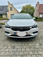 Opel Astra Sports Tourer 1.4 T -benzine - 59000 km - 2018, Auto's, Voorwielaandrijving, Parkeerassistent, Wit, Leder