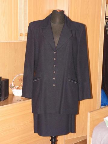 Mantelpak van blazer en rok - zwart, Enlèvement, Comme neuf, Noir