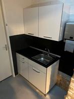 NIEUW MOOI KEUKENBLOK MET BOVEN KASTEN, Ophalen