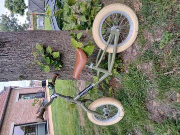 Loopfiets Veloretti mosgroen beschikbaar voor biedingen