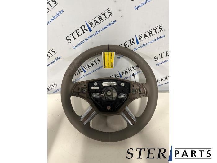 Stuurwiel van een Mercedes ML-Klasse, Auto-onderdelen, Besturing, Mercedes-Benz, Nieuw, 12 maanden garantie, Ophalen of Verzenden