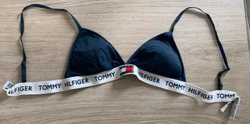 Tommy hilfiger eerste bh’tje maat small beschikbaar voor biedingen