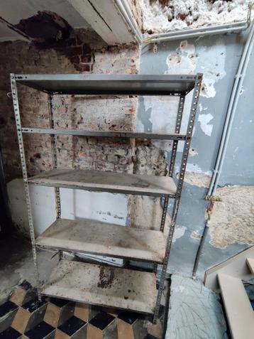 Stockage rek voor kelder of garage