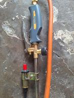 Roofing of onkruidbrander, Enlèvement