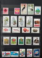 Album chinois, timbres et blocs MINT, Envoi