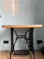 Vintage tafel met gietijzeren Singer-onderstel & massief olm, Ophalen