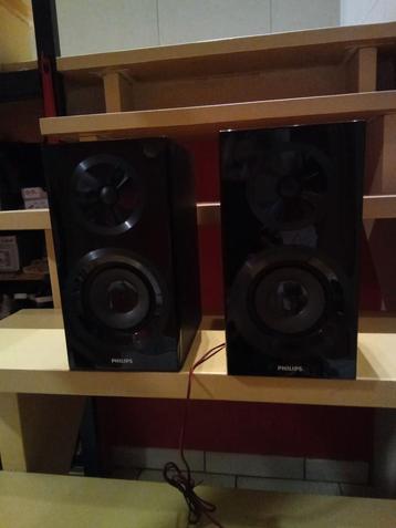 model BTB2370 Impedance 8 OHM micro music system beschikbaar voor biedingen