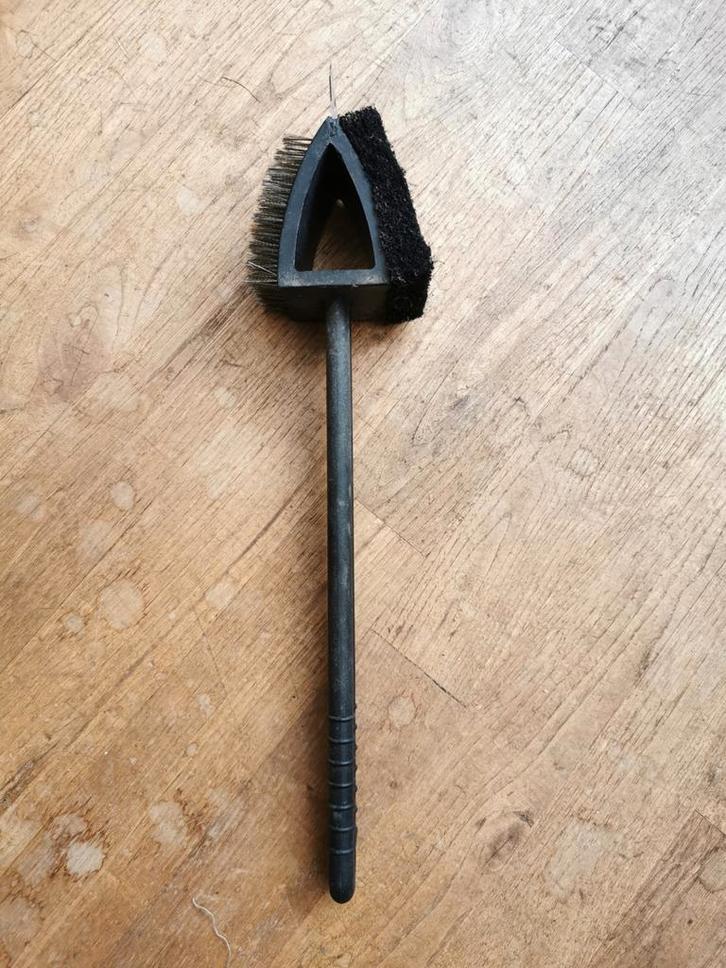 Barbecue borstel rooster poetsen, Tuin en Terras, Barbecue-accessoires, Zo goed als nieuw, Ophalen of Verzenden