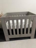 Baby box met matras zo goed als nieuw, Ophalen, Zo goed als nieuw