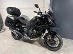 Honda NT1100 met quikshifter en extra's (bj 2022), Motoren, 2 cilinders, Bedrijf, Meer dan 35 kW, Toermotor