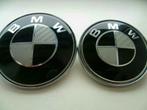 Bmw logo's motorkap/koffer >zwart wit carbon > 82 mm 73 mm, Auto-onderdelen, Carrosserie, Nieuw, Ophalen of Verzenden, BMW, Achter