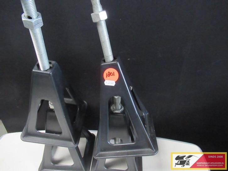 4 assteunen nr. 1801, Caravans en Kamperen, Caravanaccessoires, Gebruikt, Ophalen of Verzenden