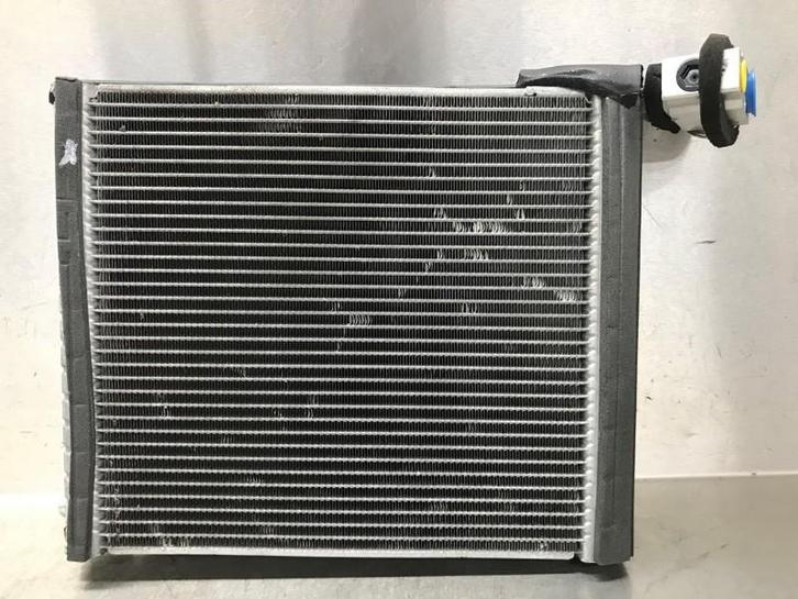 AIRCOVERDAMPER Toyota Avensis Wagon (T27) (01-2008/10-2018), Auto-onderdelen, Airco en Verwarming, Toyota, Gebruikt