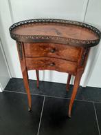 Louis XV bijzettafeltje/nachtkastje, Antiek en Kunst, Ophalen