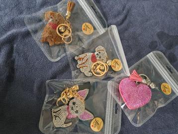 Sleutelhanger hart/ hond blinker handmade beschikbaar voor biedingen