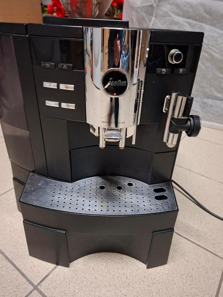 Koffie machine jura, Elektronische apparatuur, Koffiezetapparaten, Koffiemachine, Ophalen