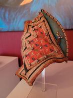 Chapeau thaïlandais ancien, Enlèvement ou Envoi