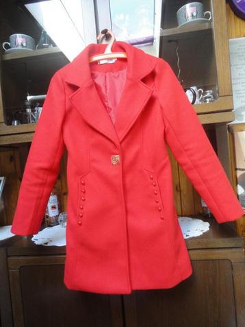 Mooie rode jas, nieuwstaat. 2 steekzakken, Kleding | Dames, Jasjes, Kostuums en Pakken, Ophalen of Verzenden, Zo goed als nieuw