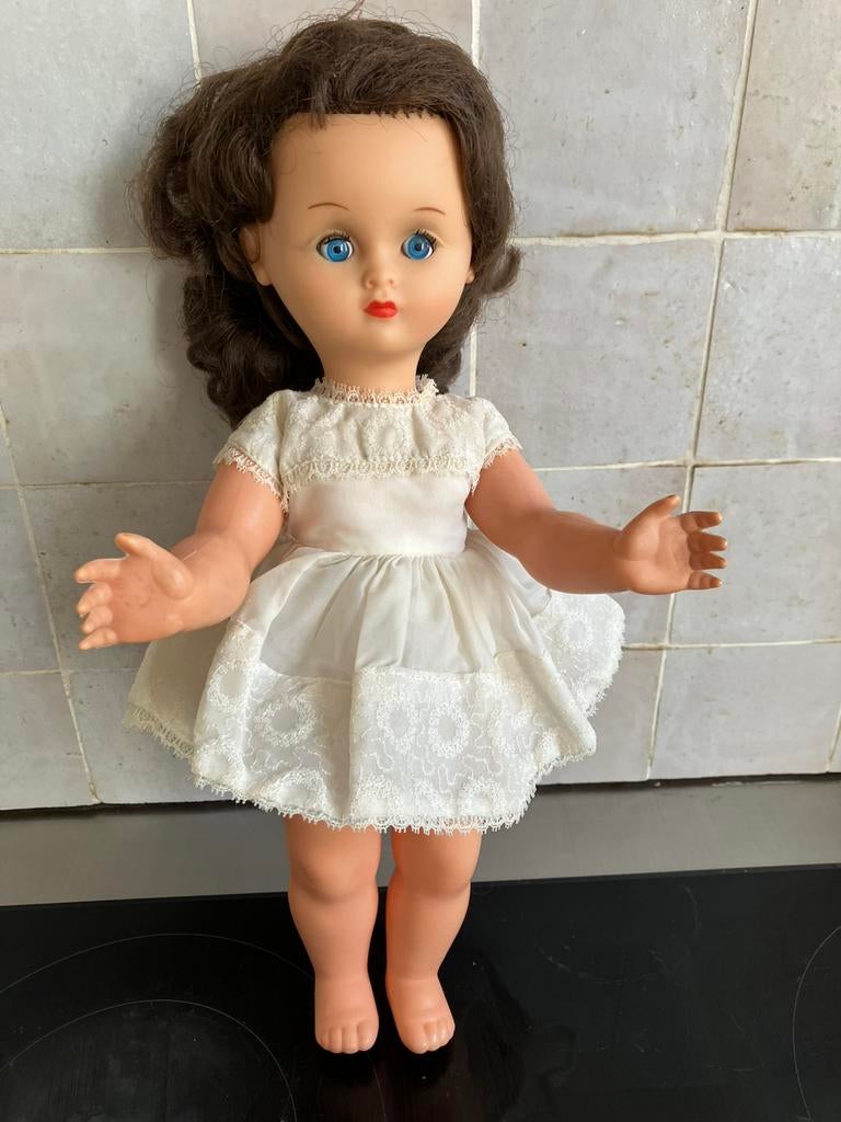 Grande poupée Bella de collection vintage des années 1950, 55