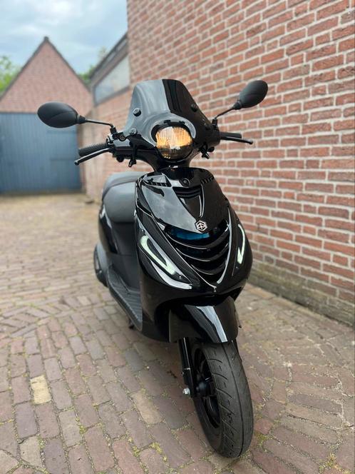 Piaggio zip A, Fietsen en Brommers, Scooters | Piaggio, Zo goed als nieuw, Zip, Klasse A (25 km/u), Ophalen